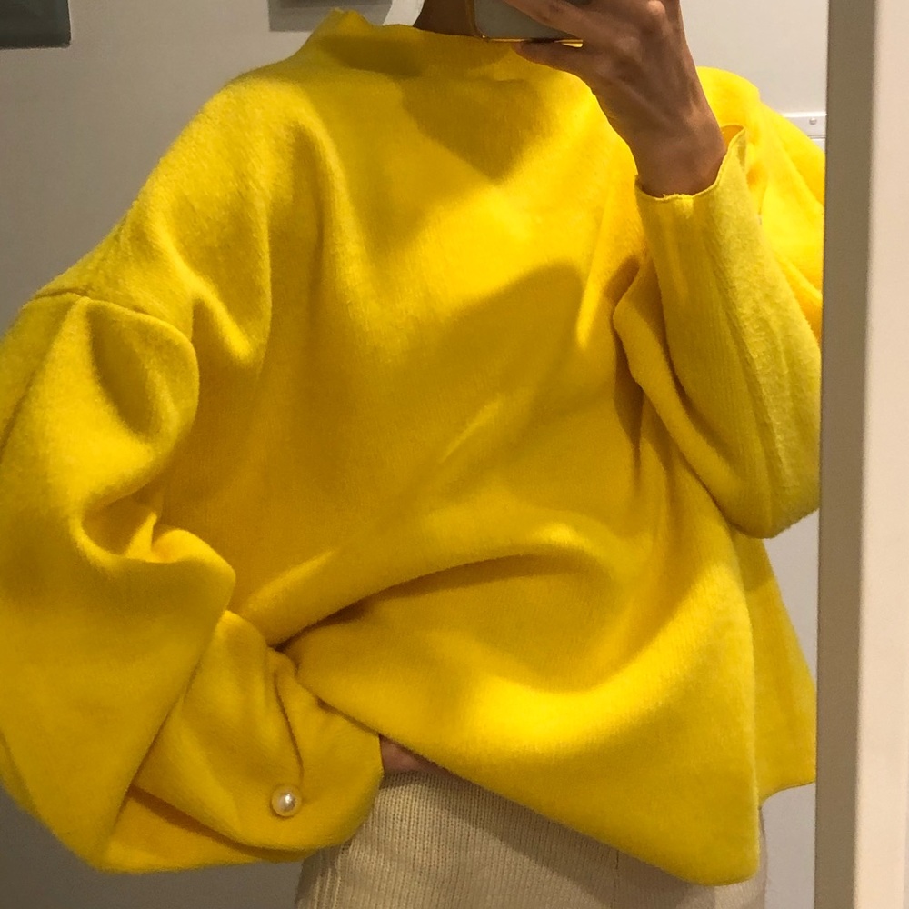 Oversized yellow sweater